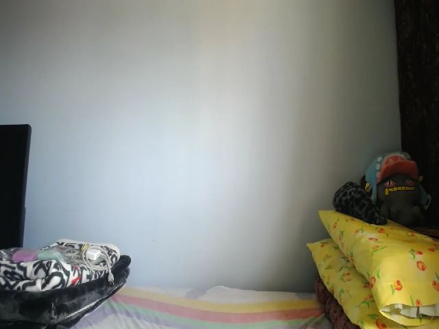 Live sex webcam photo for MsMoncler #253914385