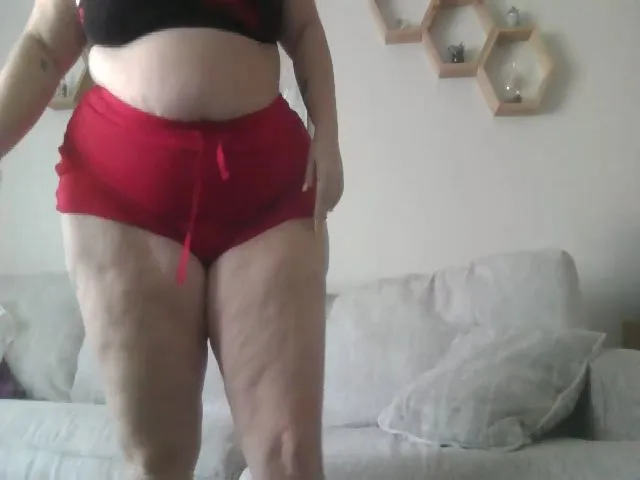 Live sex webcam photo for NotUrBabyMoms #260044793