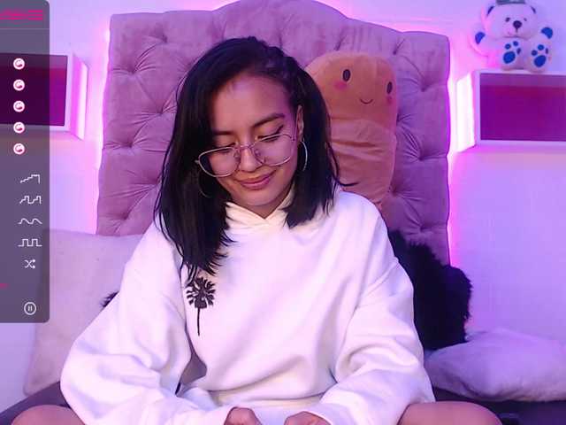 Live sex webcam photo for Emma-I #244783962