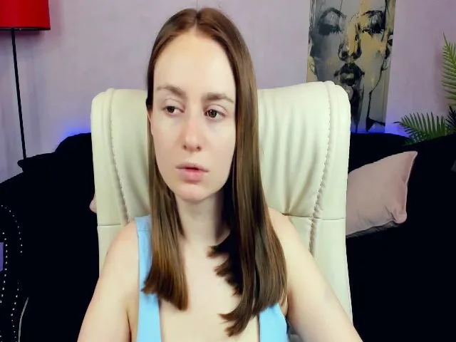 Live sex webcam photo for MissTianaa #254391177