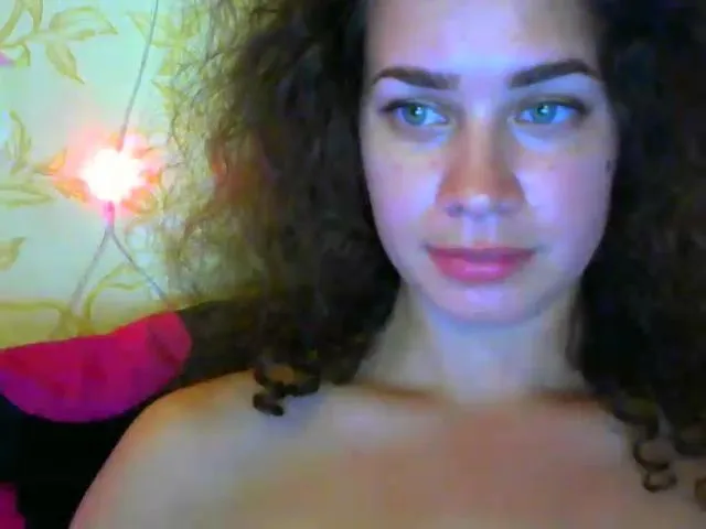 Live sex webcam photo for SofiAmeli #260228790