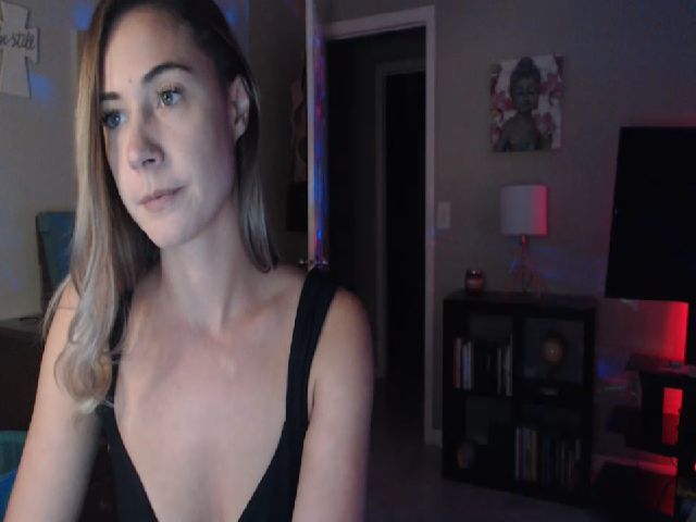 Live sex webcam photo for OhYesCeleste #254408613