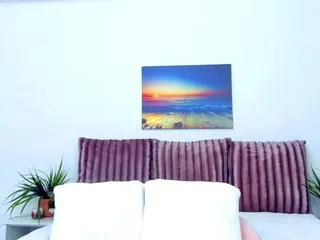 Live sex webcam photo for SelenaWest #287945065