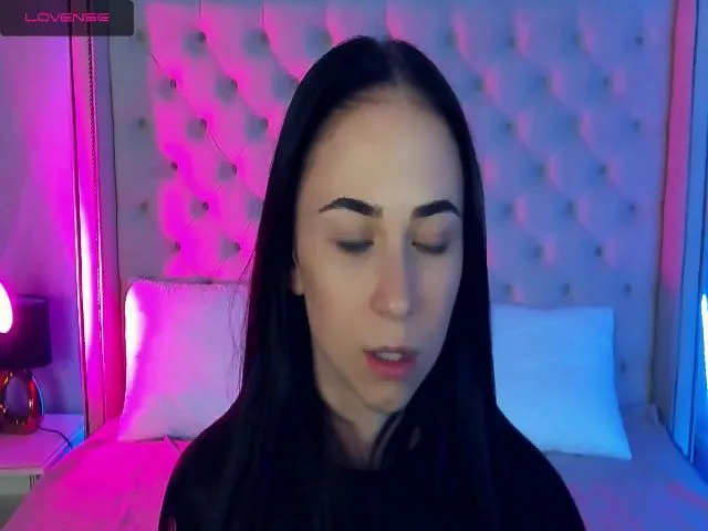 Live sex webcam photo for MilkaBabyDoll #255658686