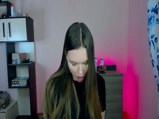 Live sex webcam photo for Daisymarly #255439148