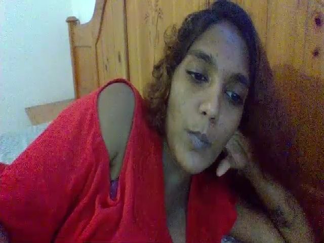 Live sex webcam photo for IndianvixxenX #262095539