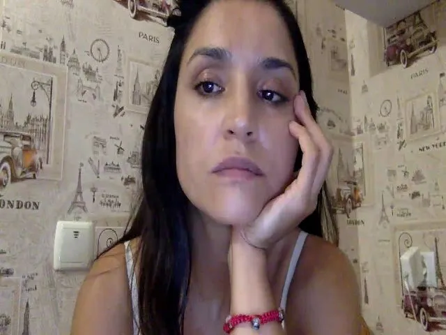 Live sex webcam photo for JolyBoss #262210044