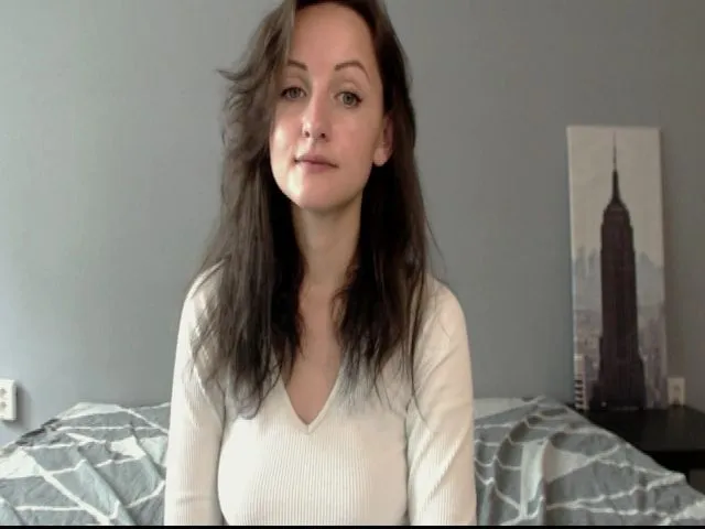 Live sex webcam photo for LittleRrebel #254046586