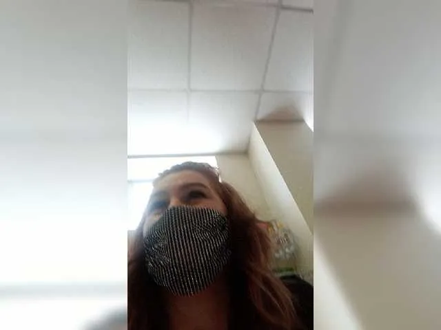 Live sex webcam photo for Elli-10 #241381994