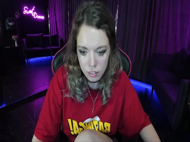 Live sex webcam photo for ClancyOsborne #262800879