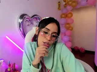 Live sex webcam photo for EvelynHarris #287950147