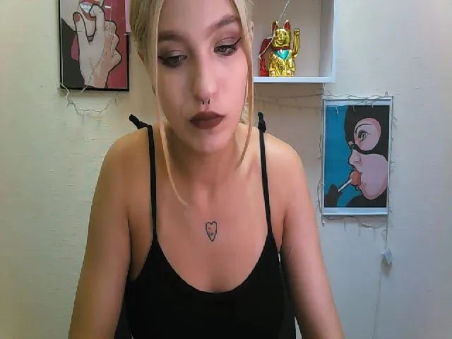 Live sex webcam photo for Isabe_lla #259268404