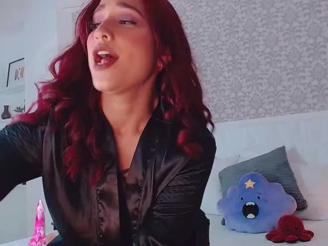 Live sex webcam photo for Lindasantos #240932058