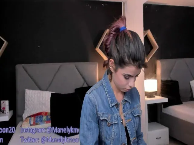 Live sex webcam photo for Manelyk_m #253188290