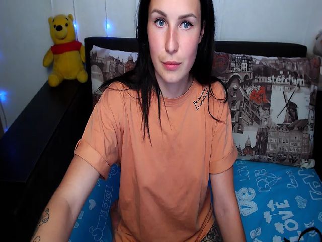 Live sex webcam photo for KiraXO_ #258581806