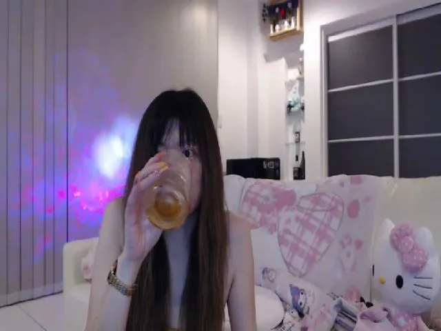 Live sex webcam photo for SilViAjpn #252817953
