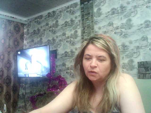 Live sex webcam photo for -Raven40- #241406584