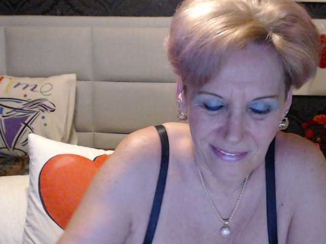 Live sex webcam photo for ANGELGRANNY #241359588