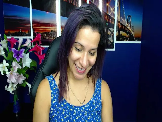 Live sex webcam photo for Infernalsexx #255526844