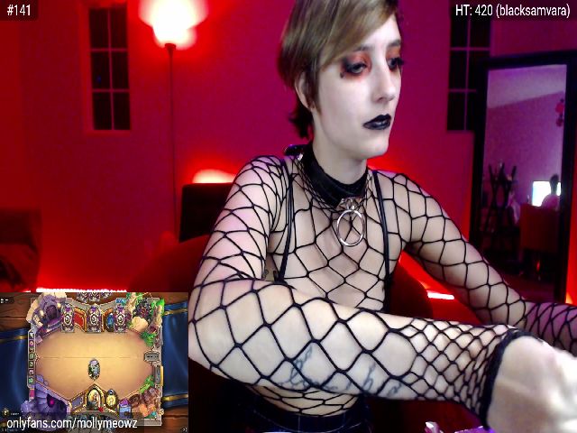 Live sex webcam photo for MollyMeowz #253650036