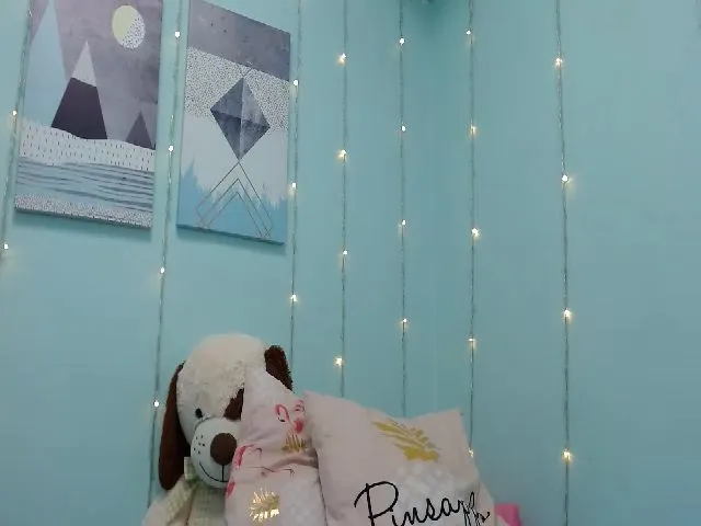 Live sex webcam photo for JENELOTIZZ #261615291