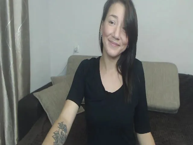 Live sex webcam photo for Mikka_Dorable #255177211