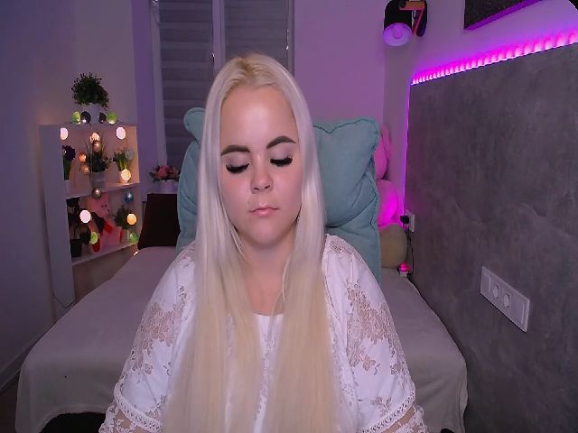 Live sex webcam photo for Jenni__fer #255206326