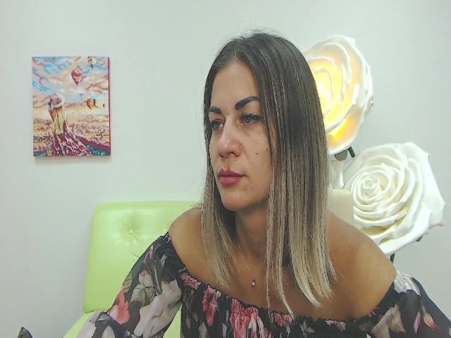 Live sex webcam photo for SayleyDener #257931542