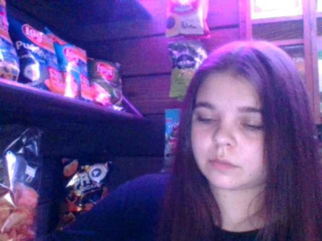 Live sex webcam photo for AnzhelikaGer #245404731