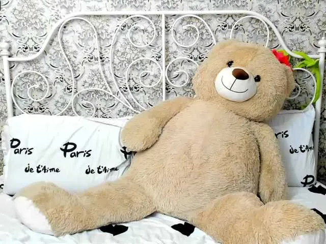 Live sex webcam photo for AkashaQueen #241107347