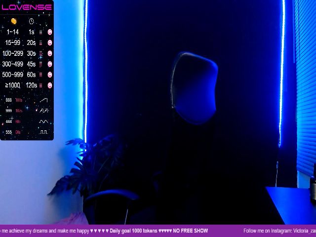 Live sex webcam photo for victoria_lee2 #254169346