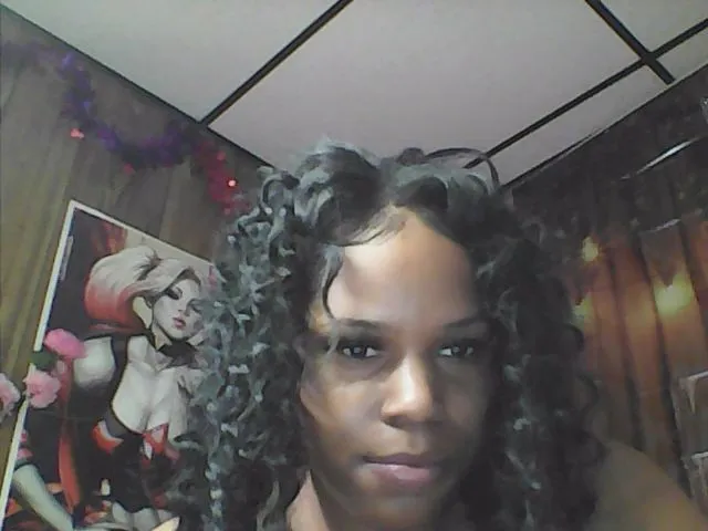 Live sex webcam photo for Pinkrackz100 #256057451