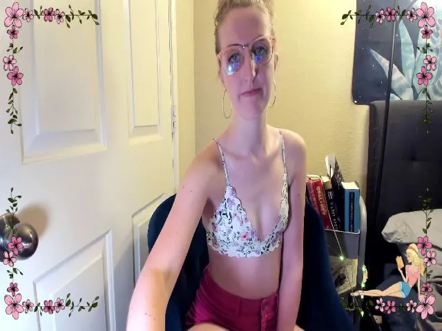 Live sex webcam photo for BookishBabe #263424562