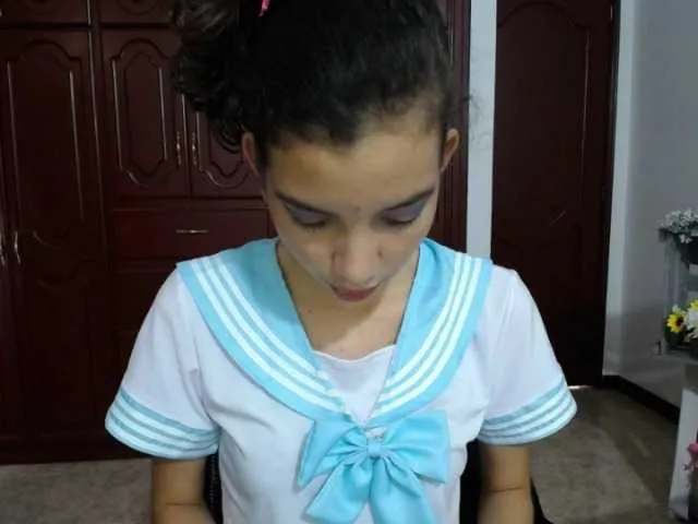 Live sex webcam photo for BUNNY-BELLA #244058110