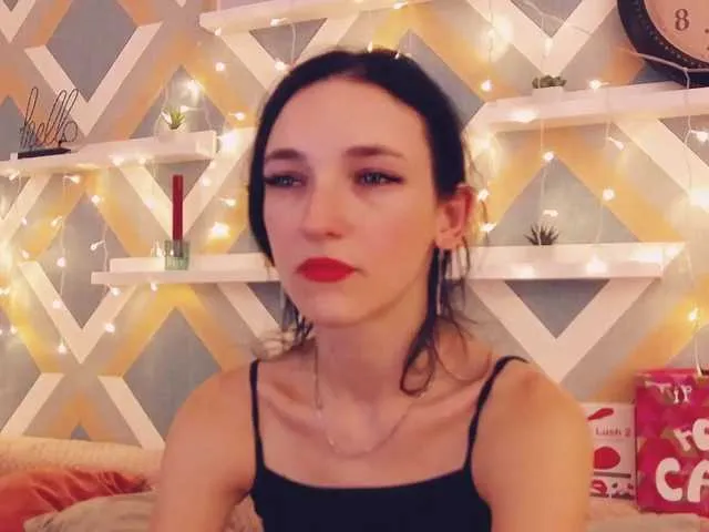Live sex webcam photo for KariNeal #241069603