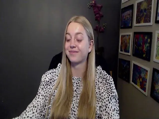 Live sex webcam photo for LUSTerica #263579508