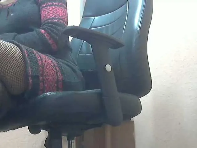 Live sex webcam photo for otodixy #240975530