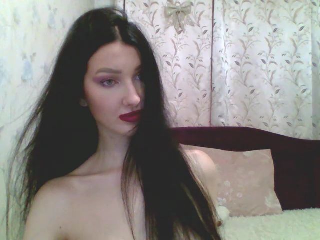 Live sex webcam photo for GirlPlayy #255810507