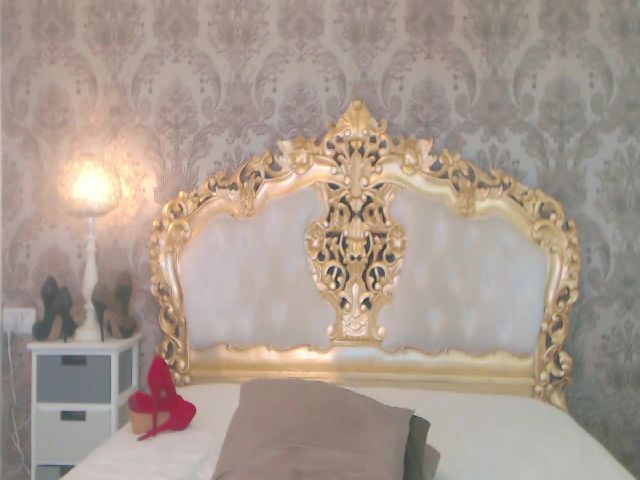 Live sex webcam photo for GoddessKatia #260619147