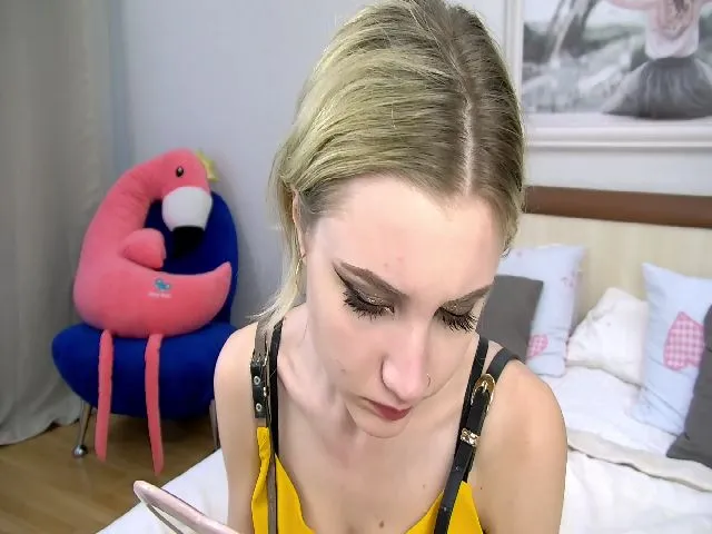 Live sex webcam photo for SusieTurner #252714968