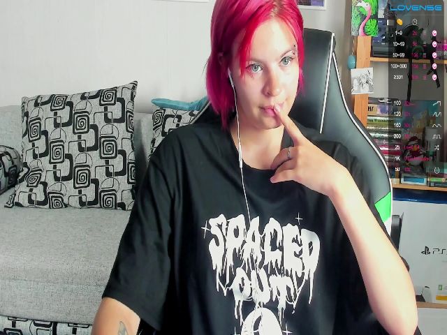 Live sex webcam photo for Sky_Drag0n #258512534