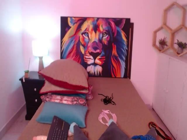 Live sex webcam photo for Manelik_benz #260253496