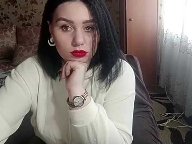 Live sex webcam photo for ElinaCola #241228866