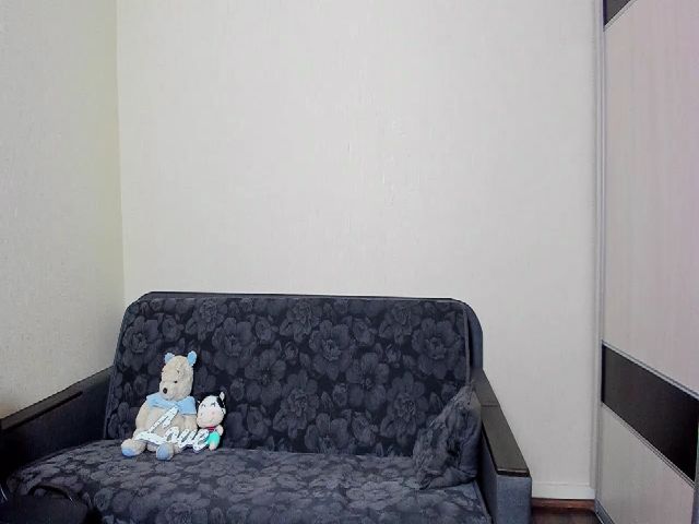 Live sex webcam photo for MissDiaa #259364442