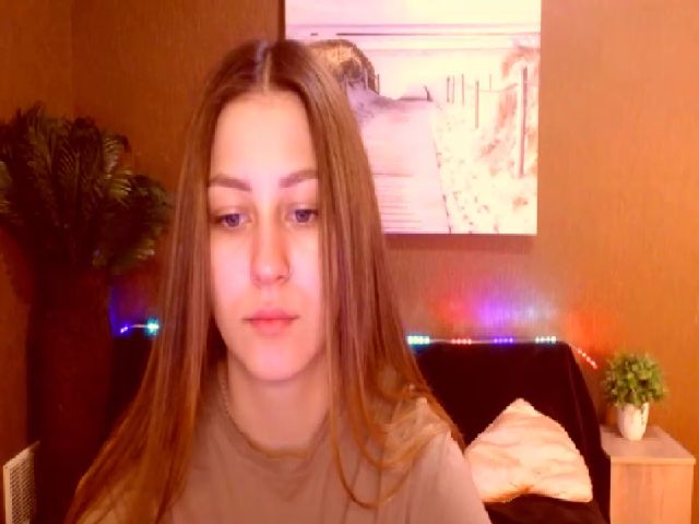 Live sex webcam photo for MsDream_ #257405424