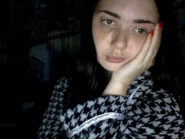 Live sex webcam photo for MelissaInsky #245954442