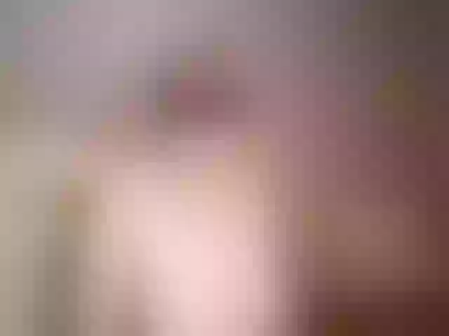 Live sex webcam photo for leeloofire #242616704