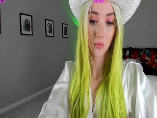 Live sex webcam photo for KasaraWood #251727960