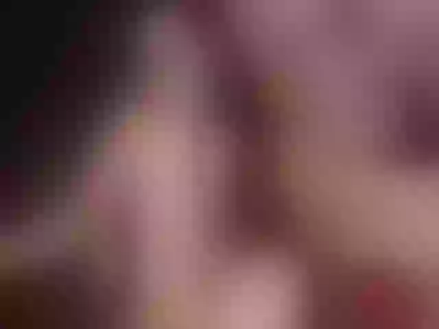 Live sex webcam photo for Miah_Peach #255598969