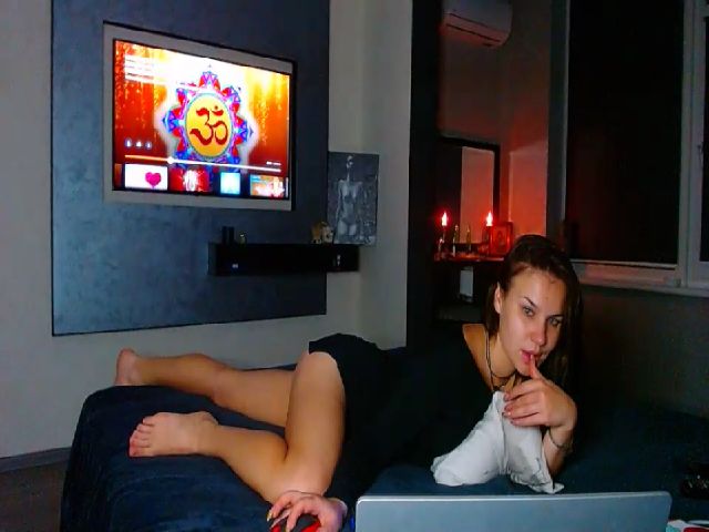 Live sex webcam photo for Alexa_Di #265218407